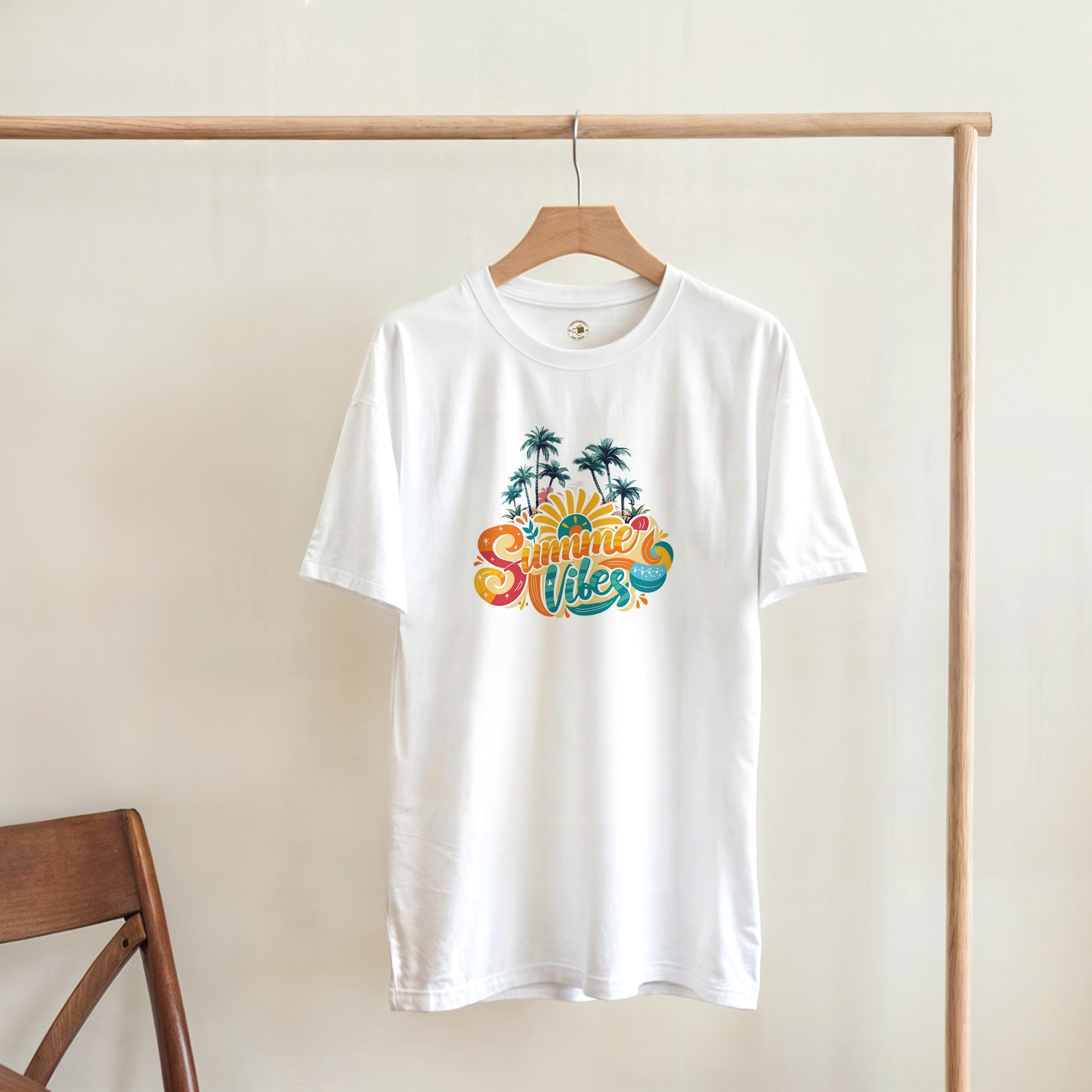 Summer Vibes Retro Palm Tree Shirt | Beach T-Shirt | Vintage Sunset Aesthetic Gift