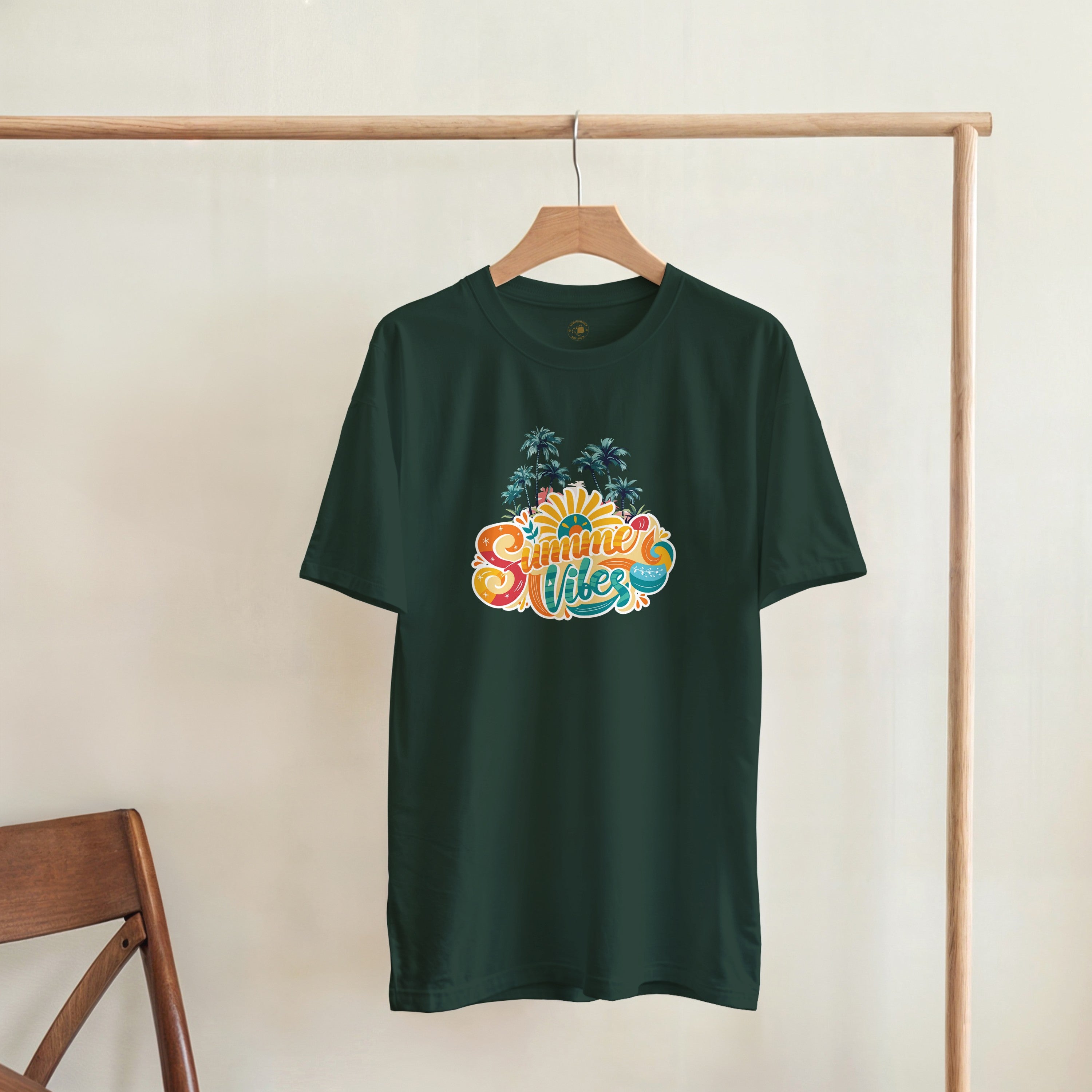 Summer Vibes Retro Palm Tree Shirt | Beach T-Shirt | Vintage Sunset Aesthetic Gift